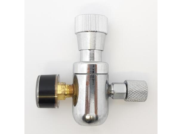 Mini regulator for 16g CO2-patron 0-40 psi. Med trykkmåler